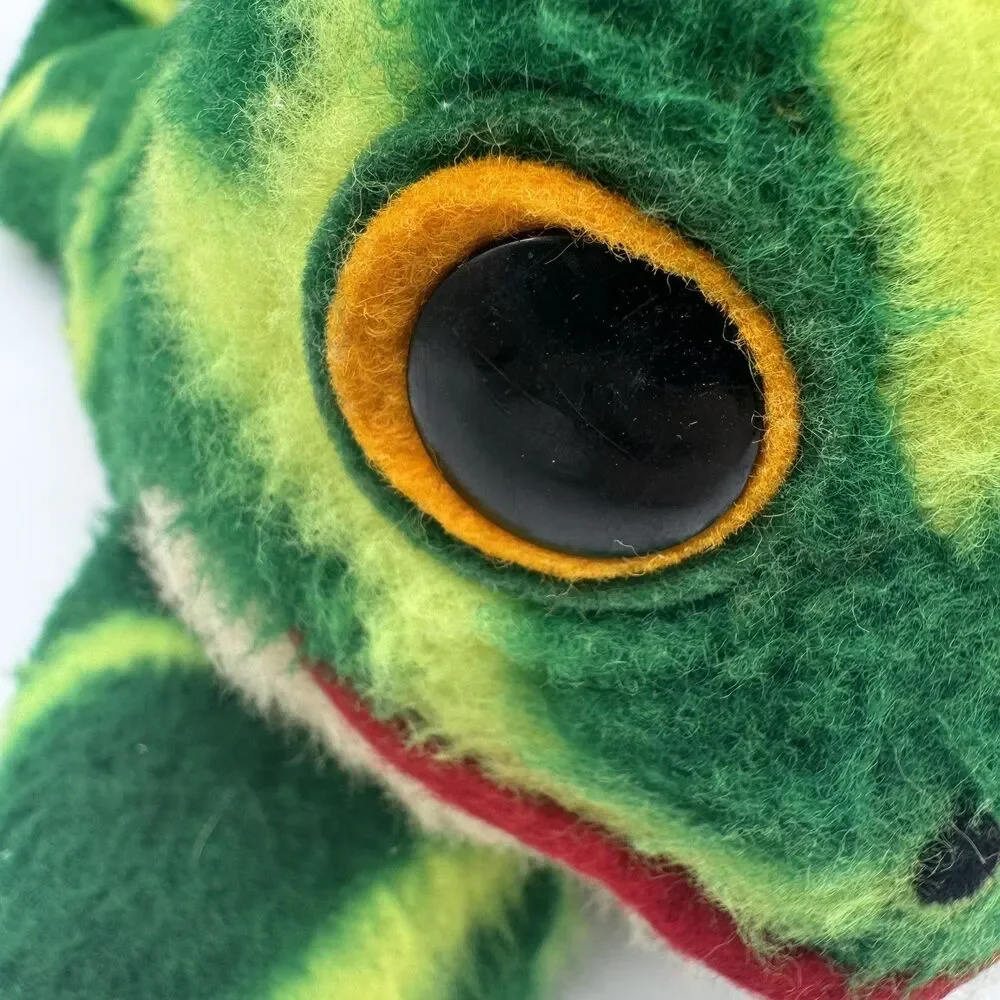 Vintage Rare Flippo Jr. No. 570 Animal Fair Long Plush Frog. USA